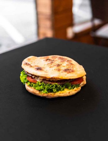 MEGA BIK-ov burger